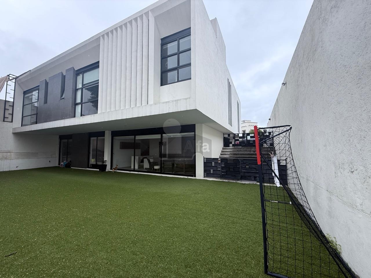 Gallery image 1
