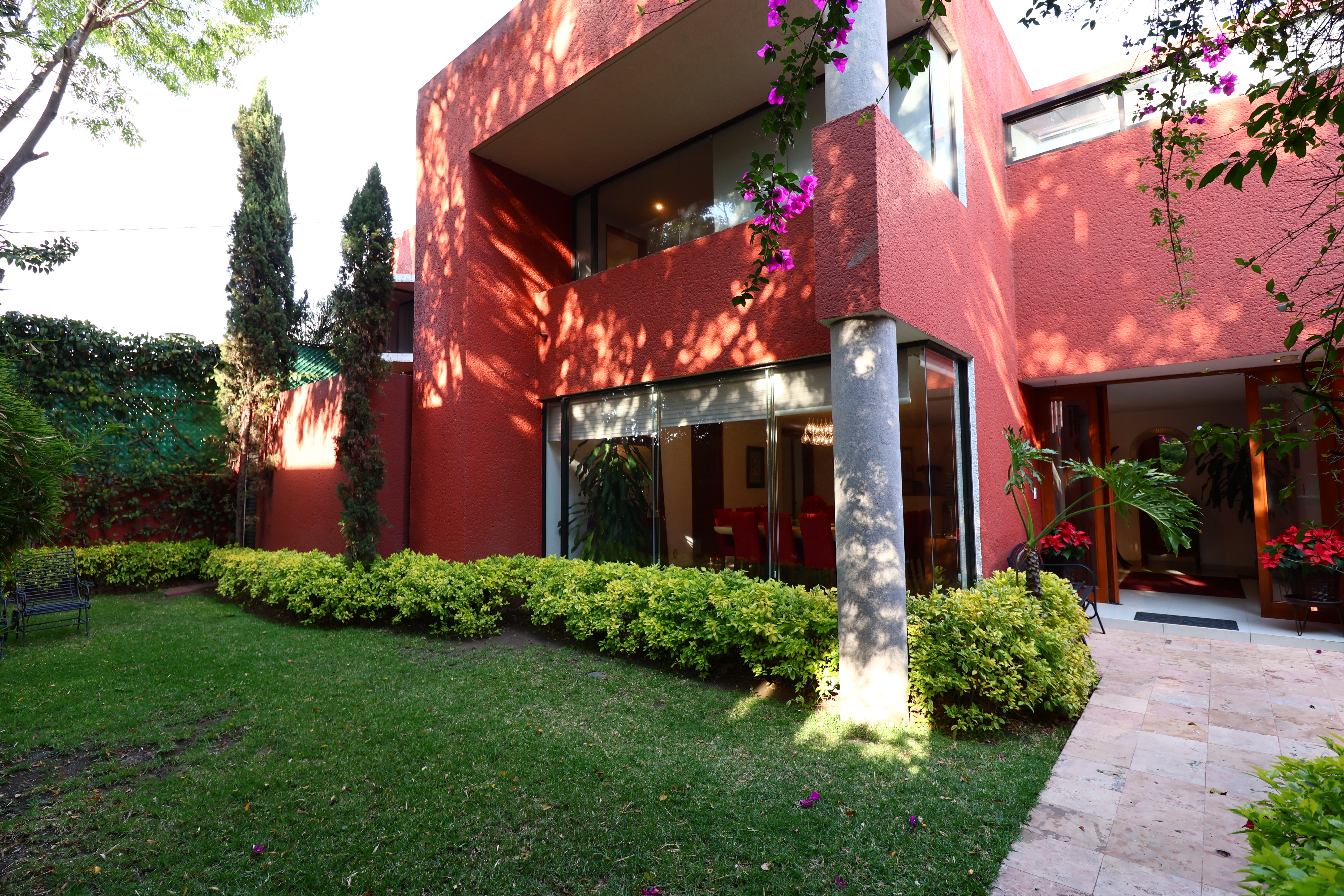 Gallery image 1
