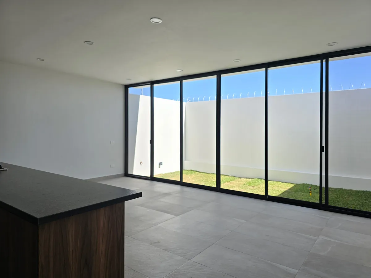 Gallery image 2