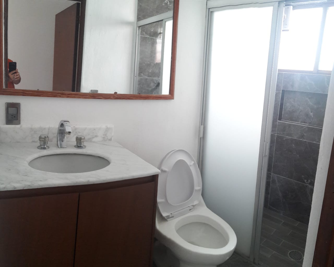 Gallery image 1