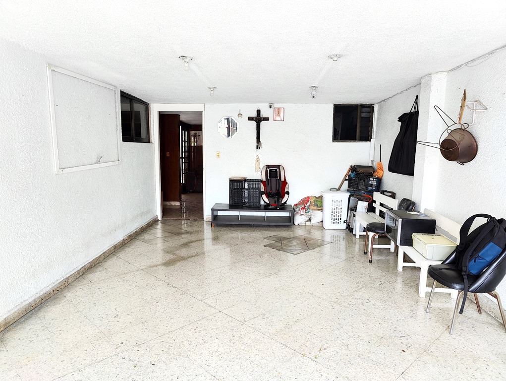 Gallery image 1