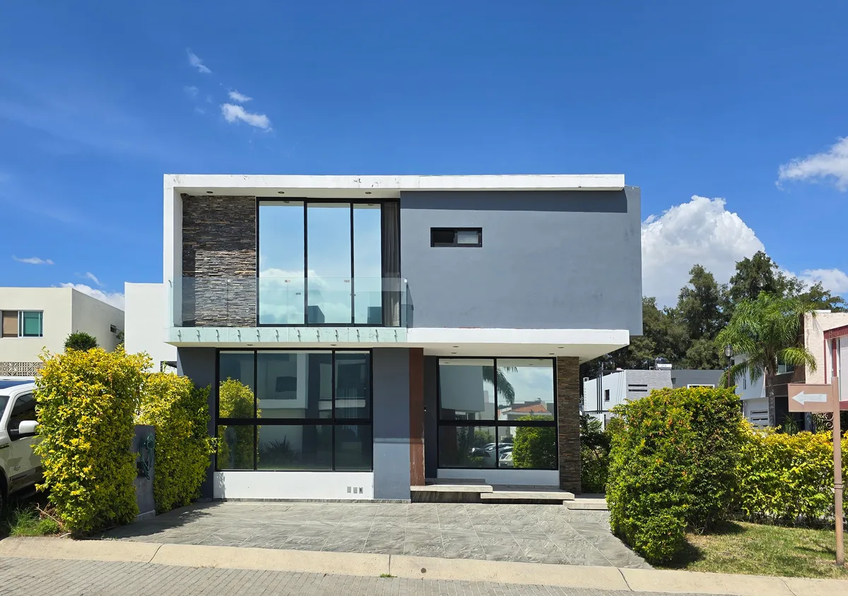 Gallery image 2