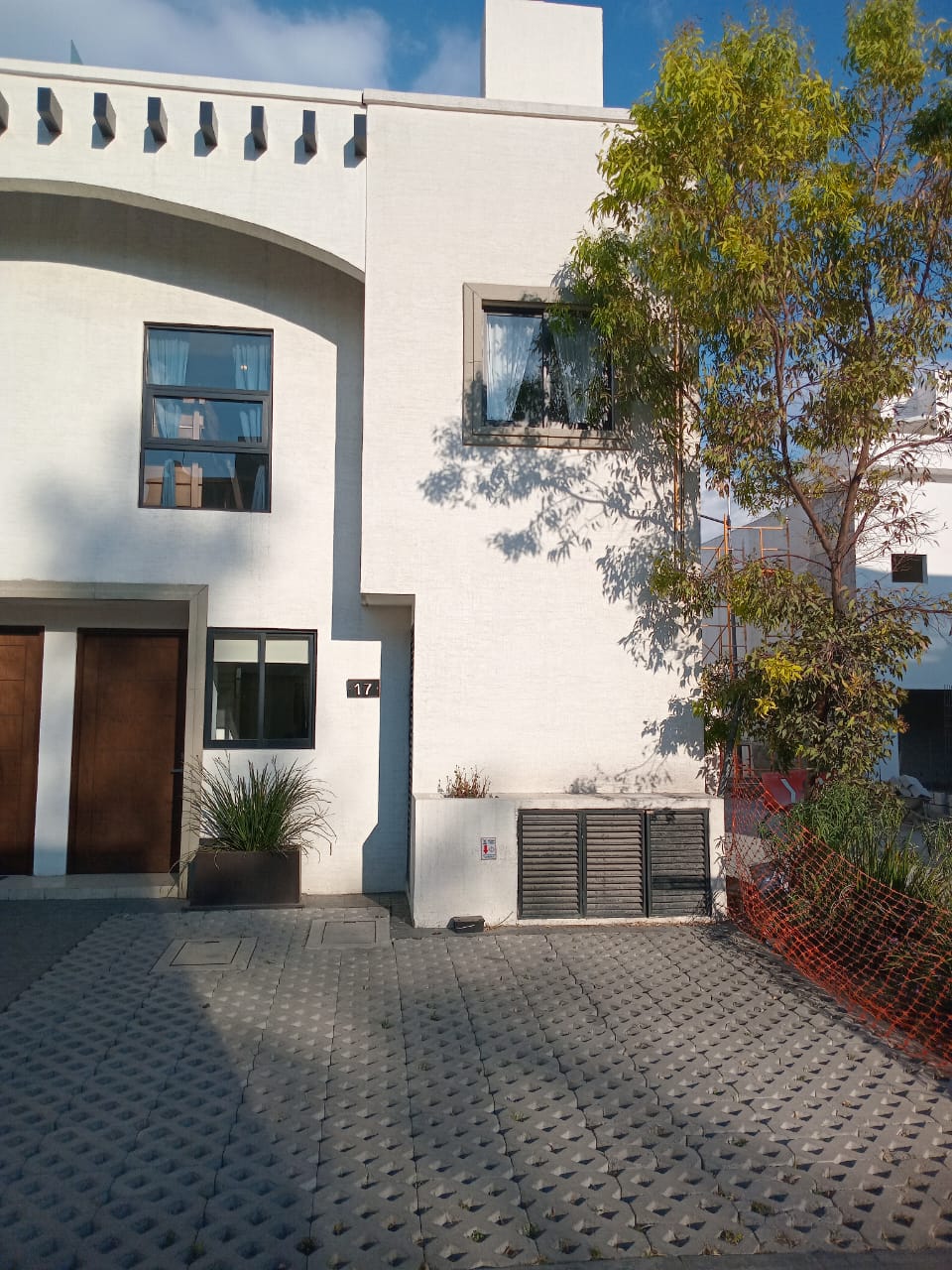Gallery image 1