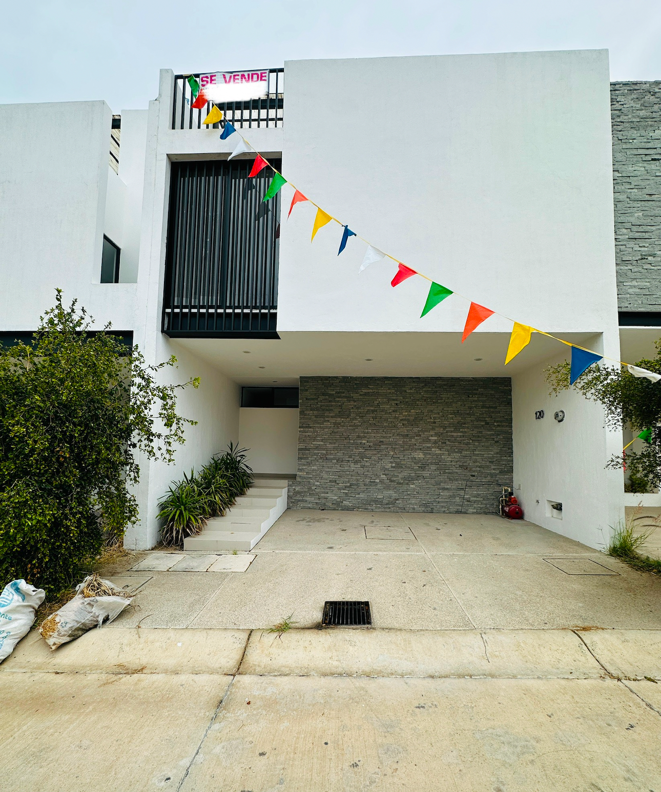 Gallery image 1