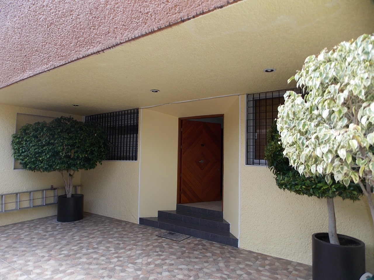 Gallery image 3