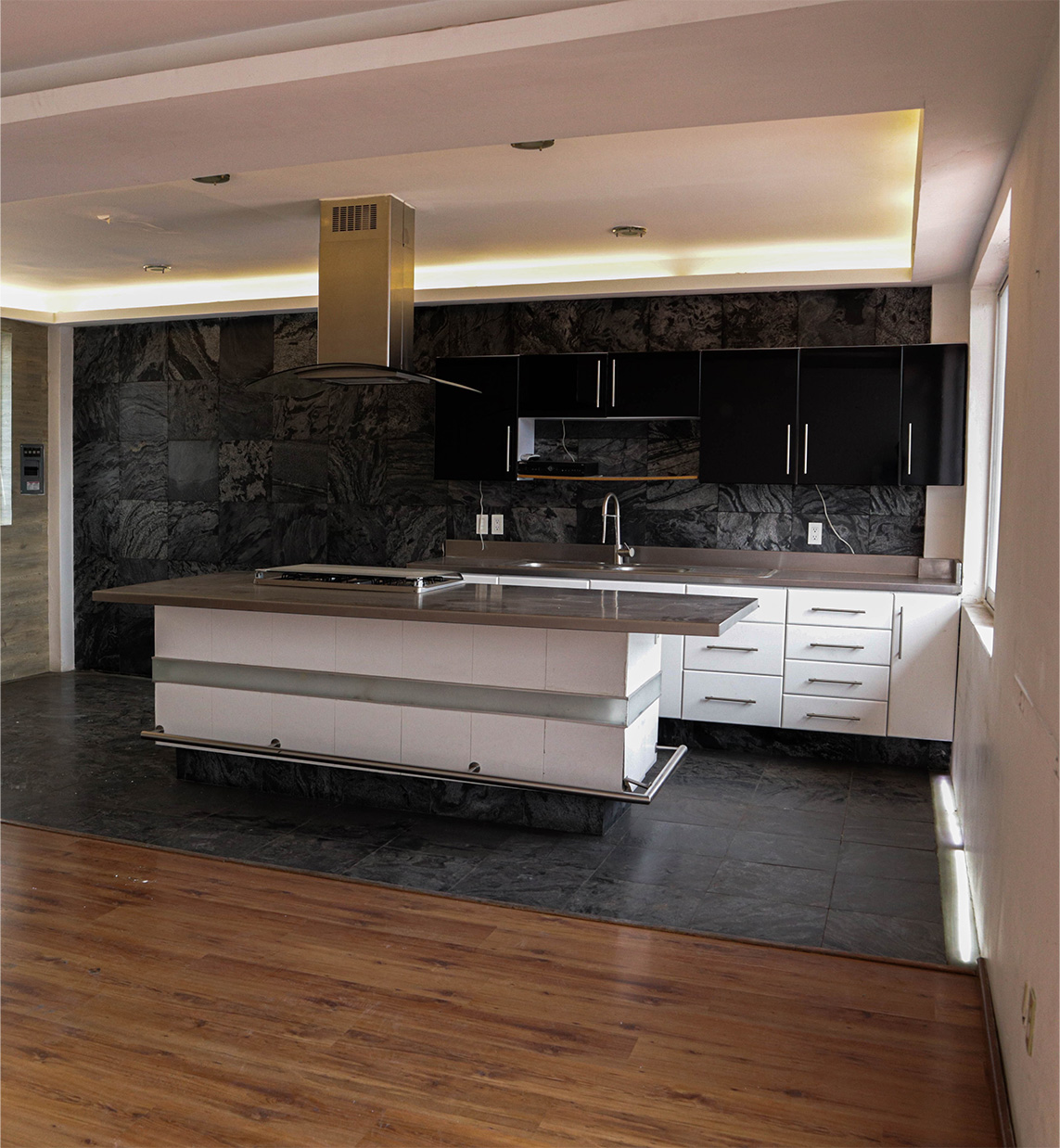 Gallery image 1