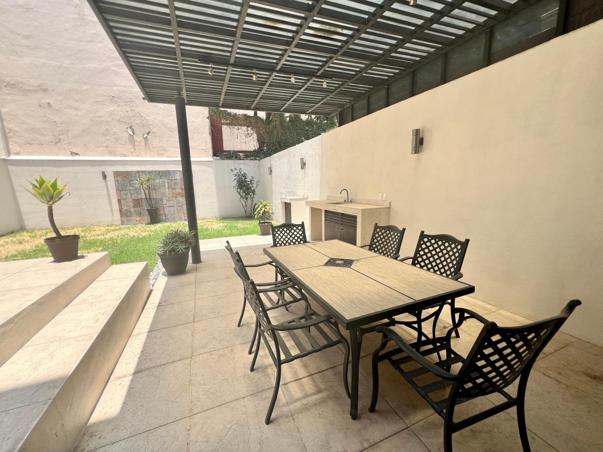 Gallery image 1