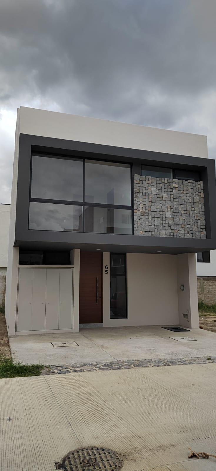 Gallery image 1