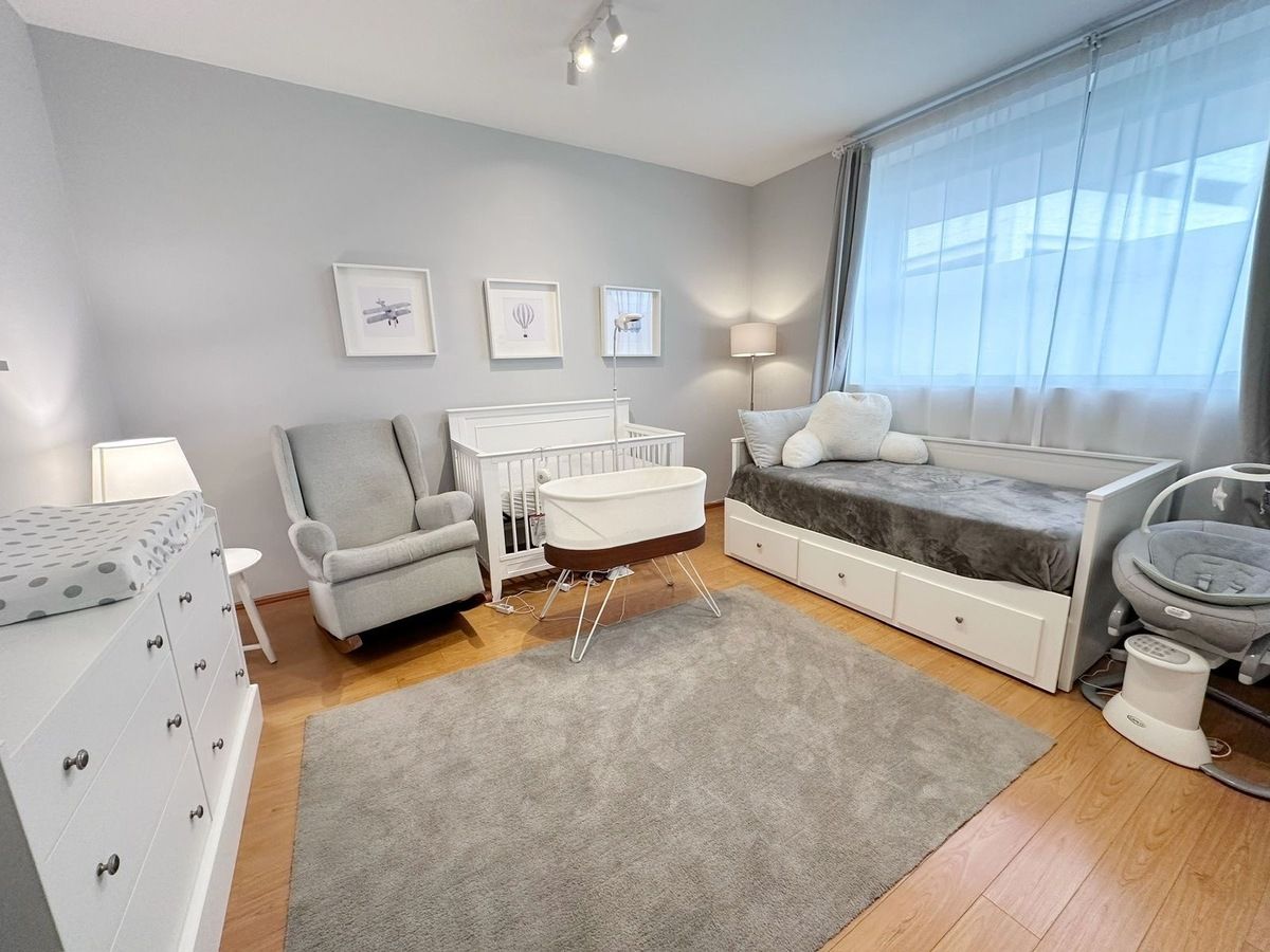 Gallery image 3
