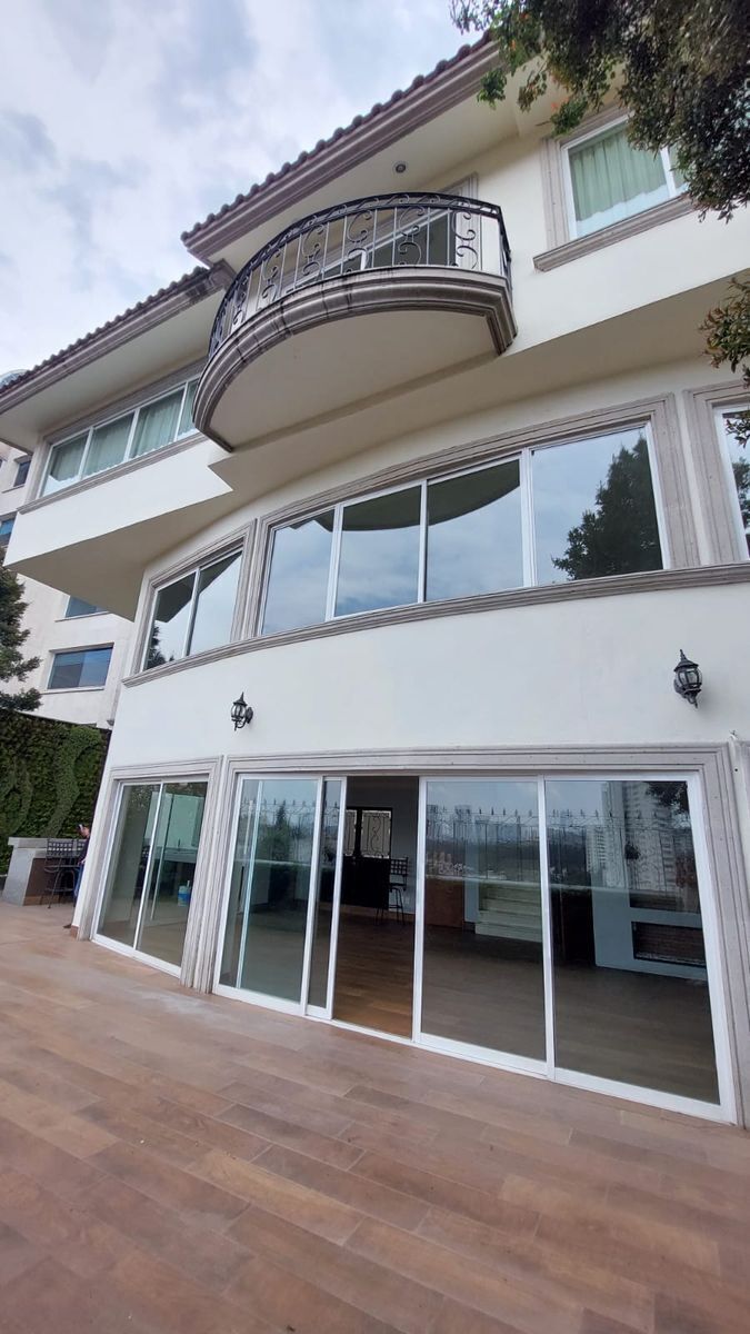 Gallery image 1
