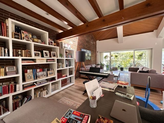 Gallery image 2