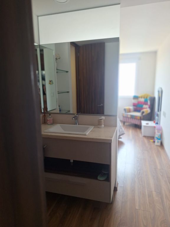 Gallery image 1