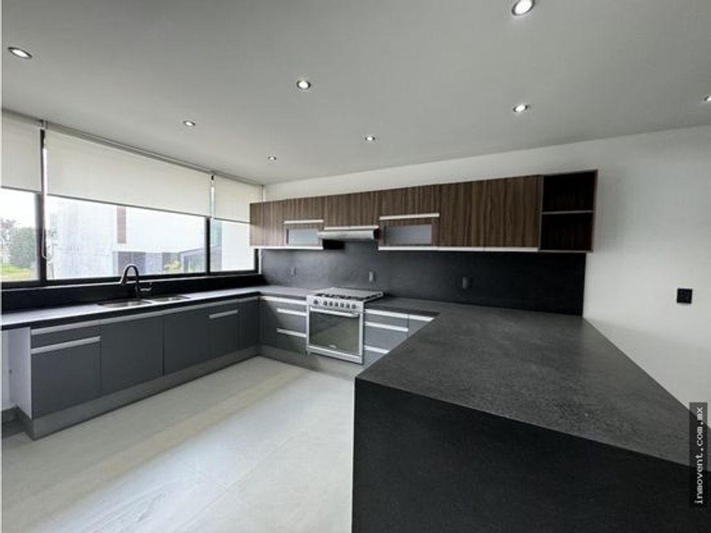 Gallery image 1