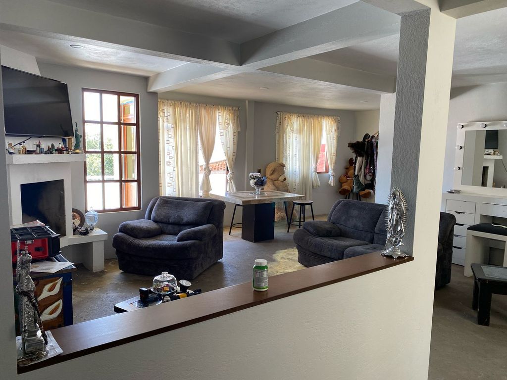 Gallery image 1